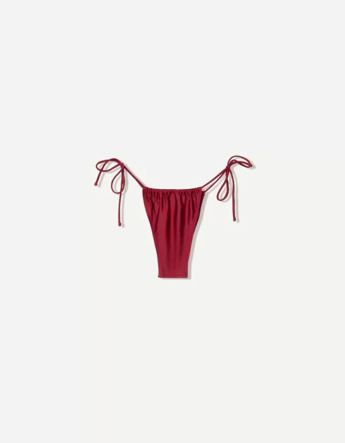 Pantaloni de bikini burgundy cu fundite Pantaloni de bikini burgundy cu fundite