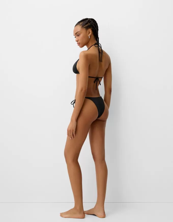 Pantaloni de bikini triunghi