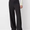 Pantaloni de croitorie cu picioare largi Pantaloni de croitorie cu picioare largi