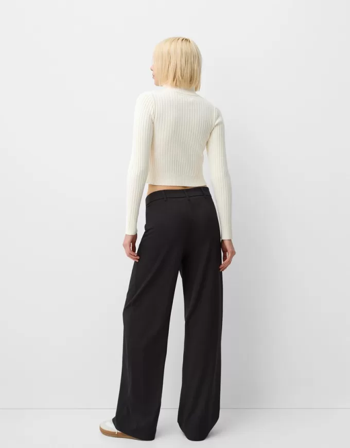 Pantaloni de croitorie cu picioare largi Pantaloni de croitorie cu picioare largi