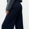 Pantaloni de croitorie cu picioare largi Pantaloni de croitorie cu picioare largi