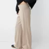 Pantaloni de croitorie cu picioare largi Pantaloni de croitorie cu picioare largi