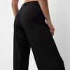Pantaloni de croitorie cu picioare largi Pantaloni de croitorie cu picioare largi