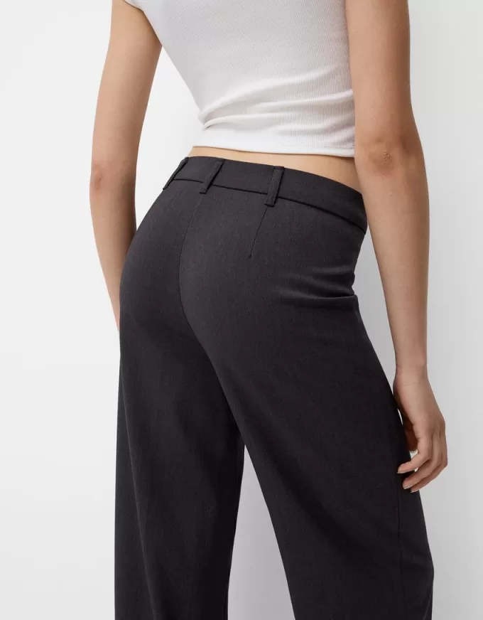 Pantaloni de croitorie cu picioare largi Pantaloni de croitorie cu picioare largi
