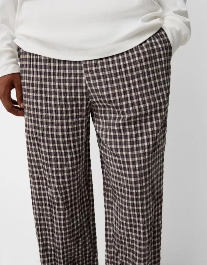 Pantaloni de jogger cu picioare largi