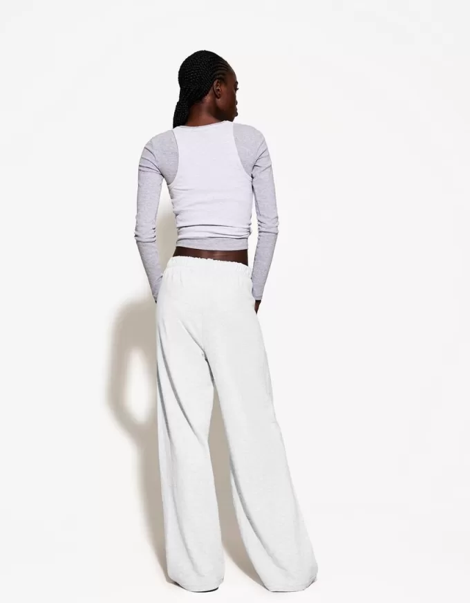 Pantaloni de pluș cu cusături laterale Pantaloni de pluș cu cusături laterale