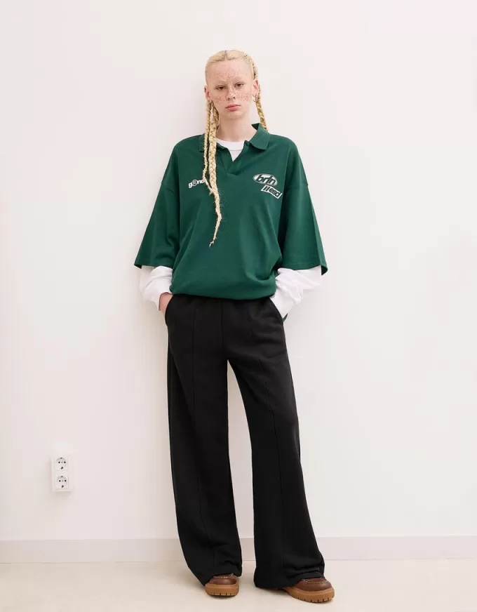Pantaloni de trening cu picioare largi Pantaloni de trening cu picioare largi