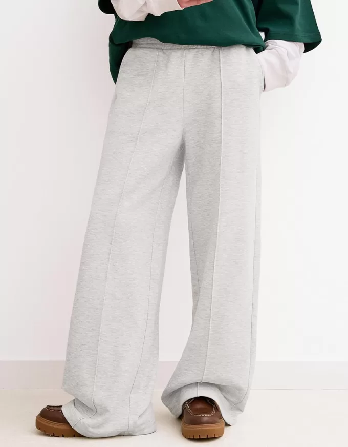 Pantaloni de trening cu picioare largi Pantaloni de trening cu picioare largi