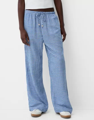 Pantaloni din carouri vichy