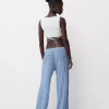 Pantaloni din carouri vichy
