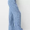 Pantaloni din carouri vichy