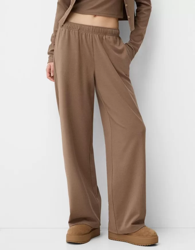 Pantaloni drepte