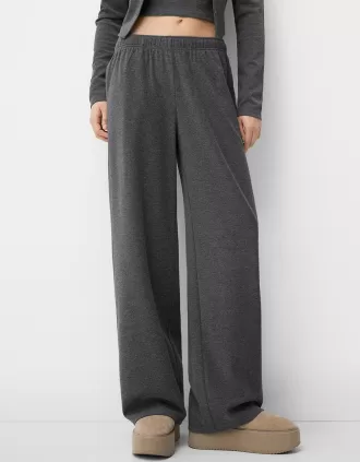 Pantaloni drepte