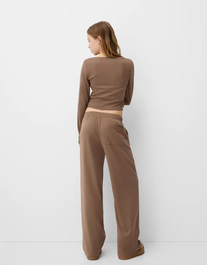 Pantaloni drepte
