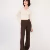 Pantaloni evazați