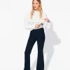 Pantaloni evazați