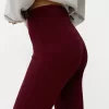 Pantaloni evazați cu nervuri în talie Pantaloni evazați cu nervuri în talie