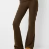 Pantaloni evazați cu talie rabatabilă Pantaloni evazați cu talie rabatabilă