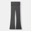 Pantaloni evazați la atingere moale, cu talie rabatabilă Pantaloni evazați la atingere moale, cu talie rabatabilă