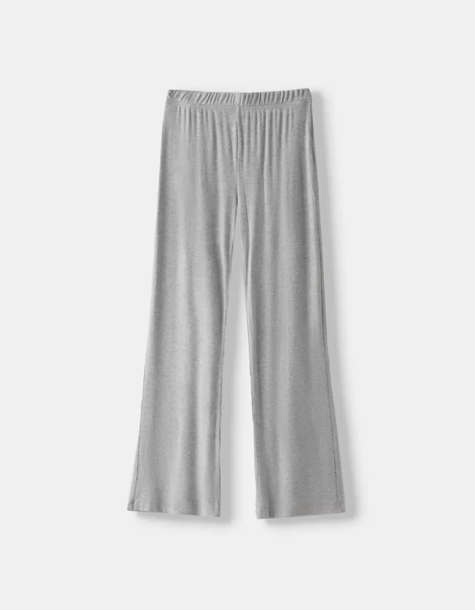 Pantaloni fluidi cu coaste