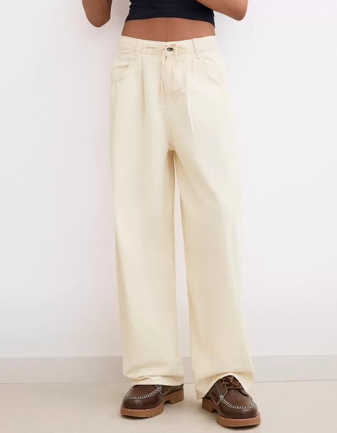 Pantaloni fluidi cu darts