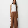 Pantaloni fluidi cu legături laterale Pantaloni fluidi cu legături laterale