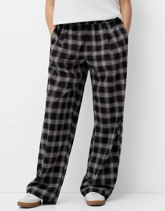 Pantaloni în carouri cu potrivire dreaptă Pantaloni în carouri cu potrivire dreaptă