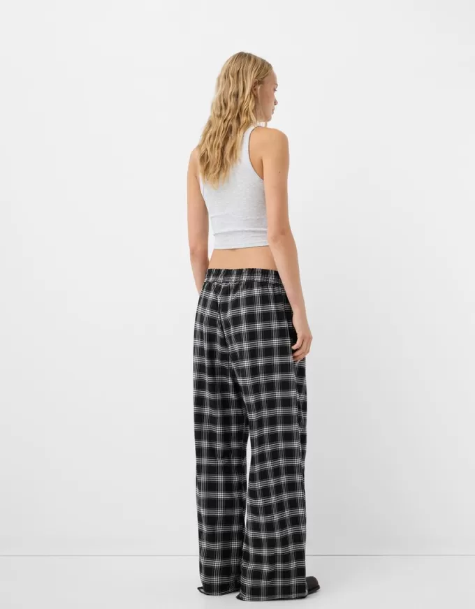 Pantaloni în carouri cu potrivire dreaptă Pantaloni în carouri cu potrivire dreaptă