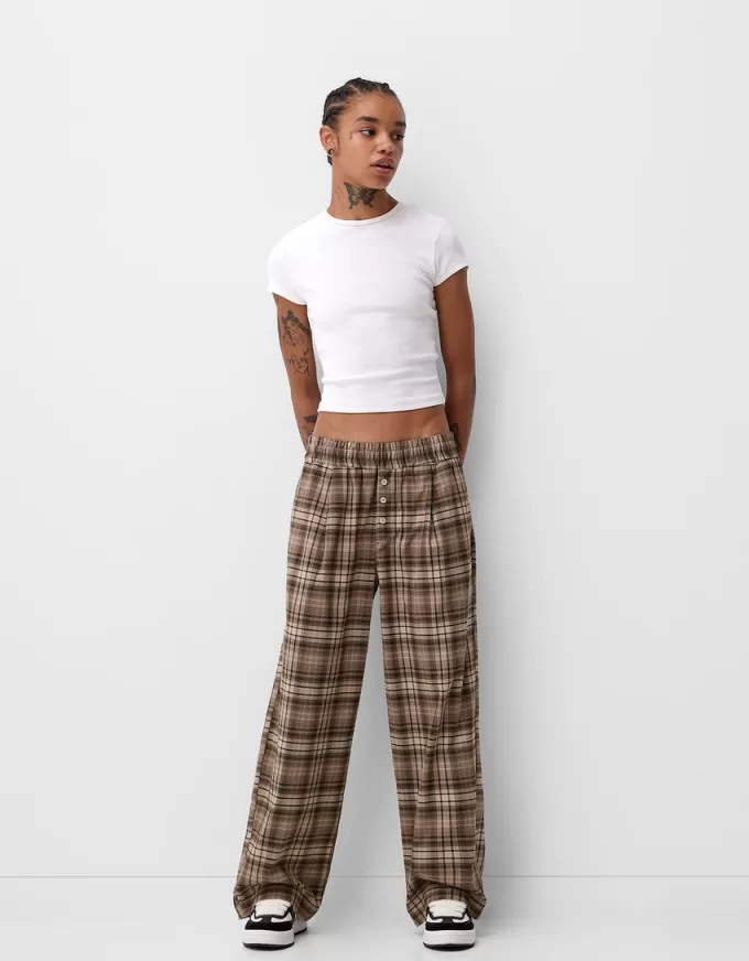 Pantaloni în carouri cu potrivire dreaptă Pantaloni în carouri cu potrivire dreaptă