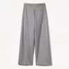 Pantaloni largi
