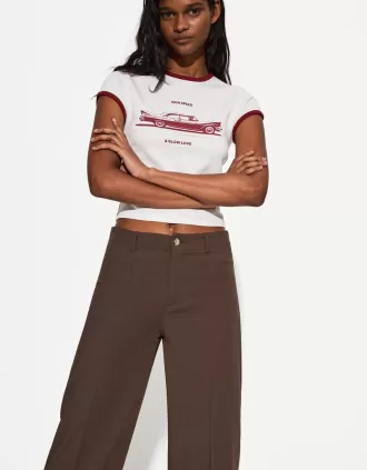 Pantaloni largi