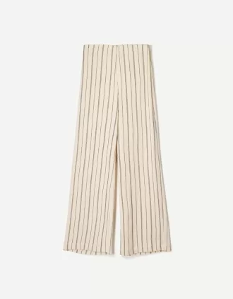 Pantaloni largi