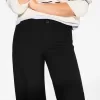 Pantaloni largi