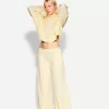Pantaloni largi