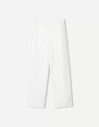Pantaloni largi