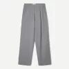 Pantaloni largi