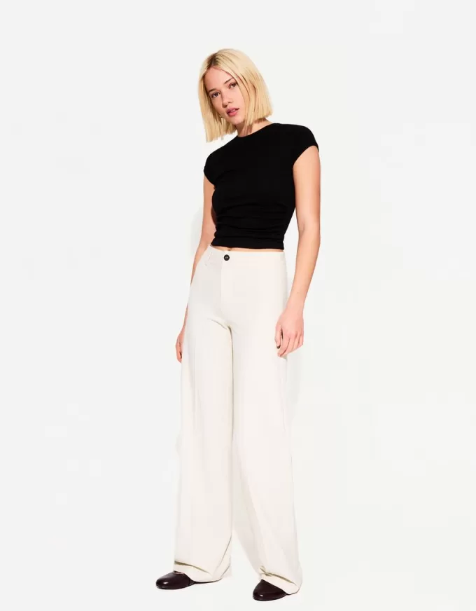 Pantaloni largi