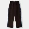 Pantaloni largi cu dungi laterale Pantaloni largi cu dungi laterale