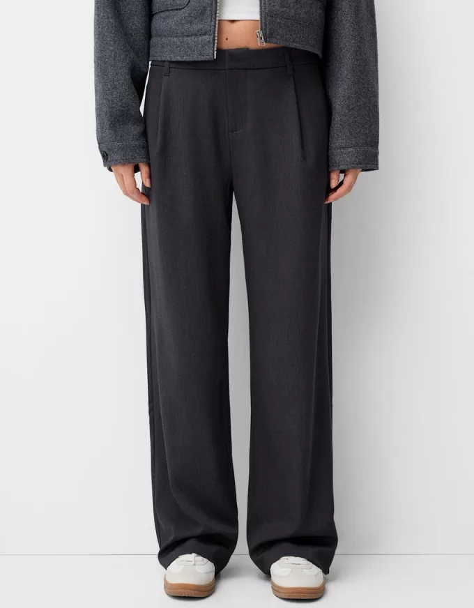 Pantaloni largi cu talie joasă Pantaloni largi cu talie joasă
