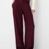 Pantaloni largi cu talie joasă Pantaloni largi cu talie joasă
