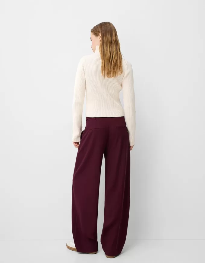 Pantaloni largi cu talie joasă Pantaloni largi cu talie joasă