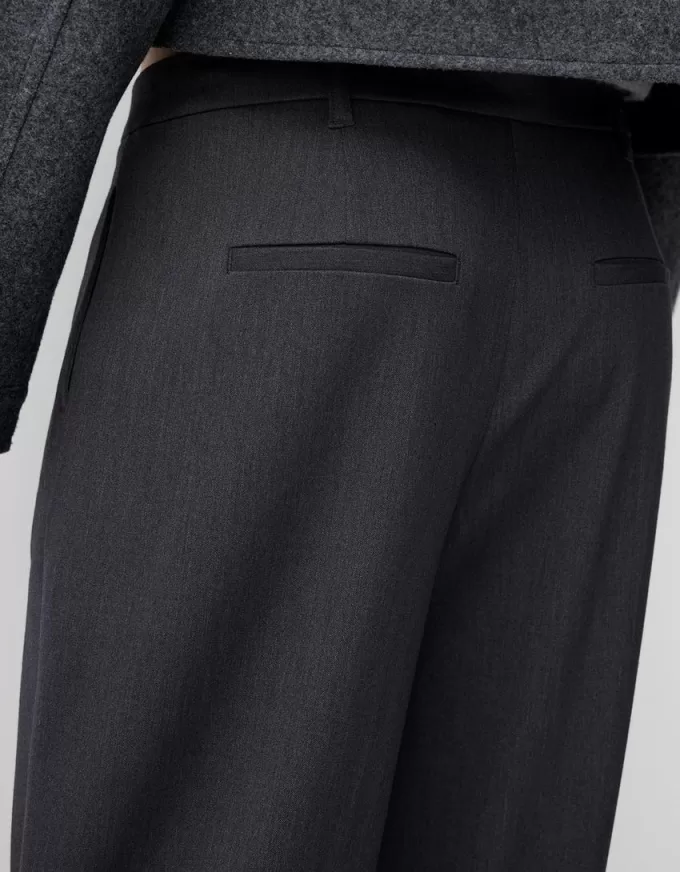 Pantaloni largi cu talie joasă Pantaloni largi cu talie joasă