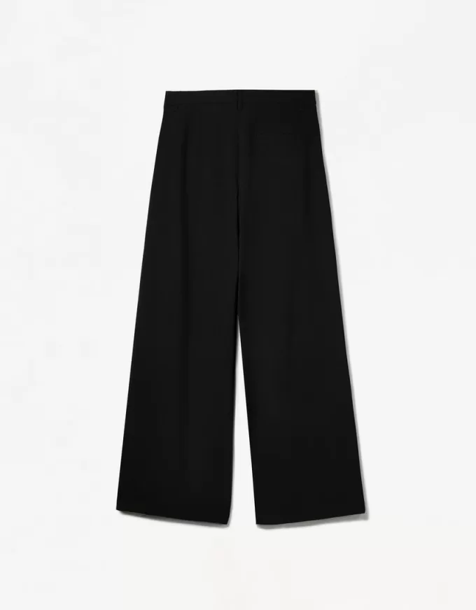Pantaloni largi cu talie joasă Pantaloni largi cu talie joasă