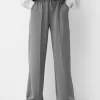 Pantaloni largi la atingere moale