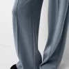 Pantaloni largi, moi Pantaloni largi, moi