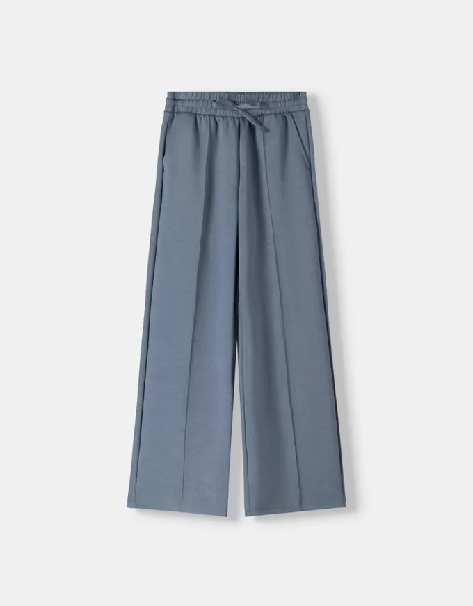 Pantaloni largi, moi Pantaloni largi, moi