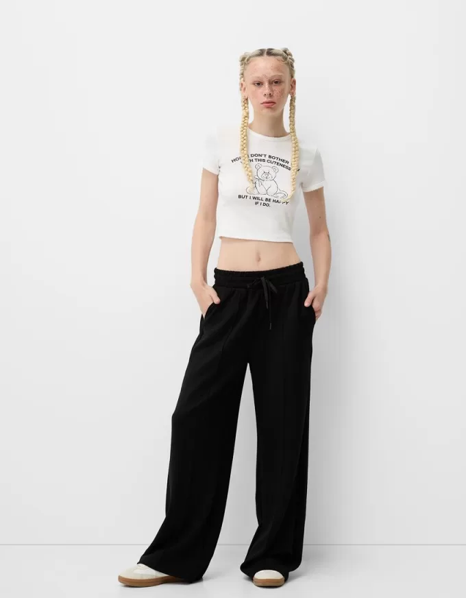 Pantaloni largi, moi Pantaloni largi, moi