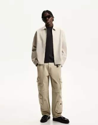 Pantaloni largi multi-cargo Pantaloni largi multi-cargo