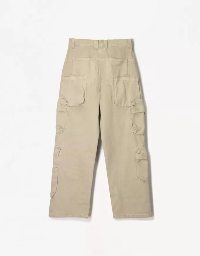 Pantaloni largi multi-cargo