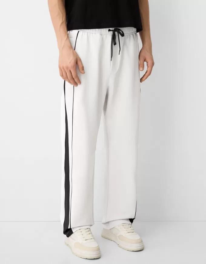 Pantaloni largi tehnici Pantaloni largi tehnici